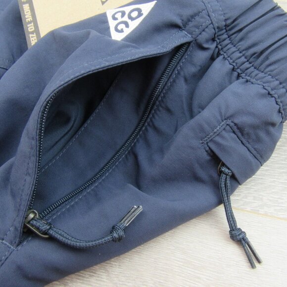 Nike ACG "Snowgrass" Cargo Shorts Mens Size Medium Thunder Blue NEW - Picture 9 of 15